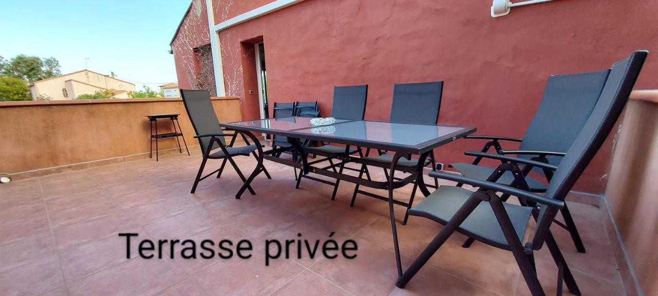 Le Barcares Logement Climatise Pour 6 Personnes, Draps Et Serviettes Non Fournis Air-Conditioned Accommodation For 6 People, Sheets And Towels Not Provided Alojamiento Con Aire Acondicionado Para 6 Personas, Sabanas Y Toallas No Incluidas Exterior foto