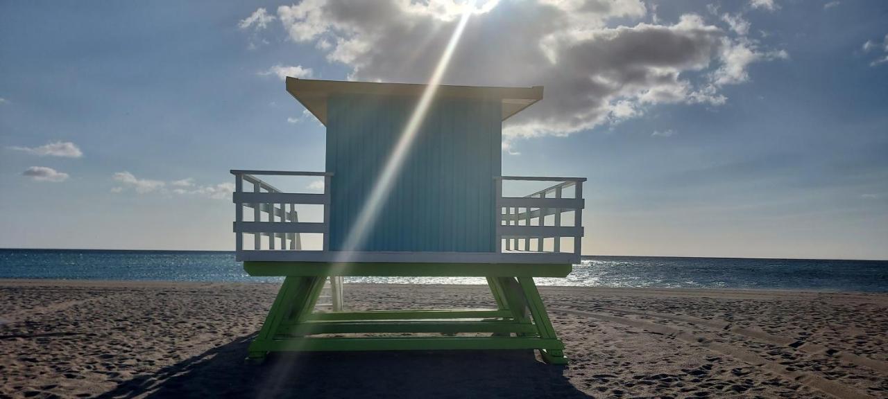 Le Barcares Logement Climatise Pour 6 Personnes, Draps Et Serviettes Non Fournis Air-Conditioned Accommodation For 6 People, Sheets And Towels Not Provided Alojamiento Con Aire Acondicionado Para 6 Personas, Sabanas Y Toallas No Incluidas Exterior foto